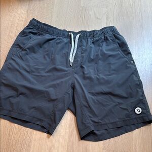 VUORI MENS Gray Athletic Shorts